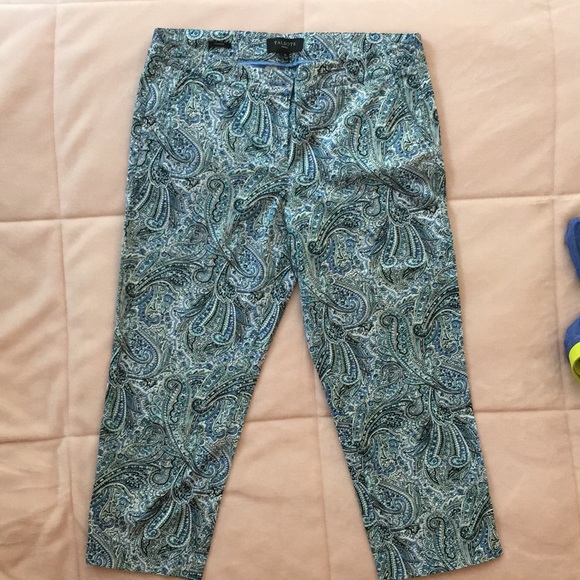 Paisley Y2K capris - Picture 2 of 5